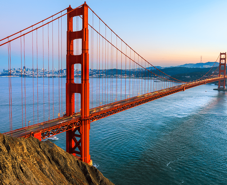 Blick auf die Golden Gate Bridge und die Bay Area