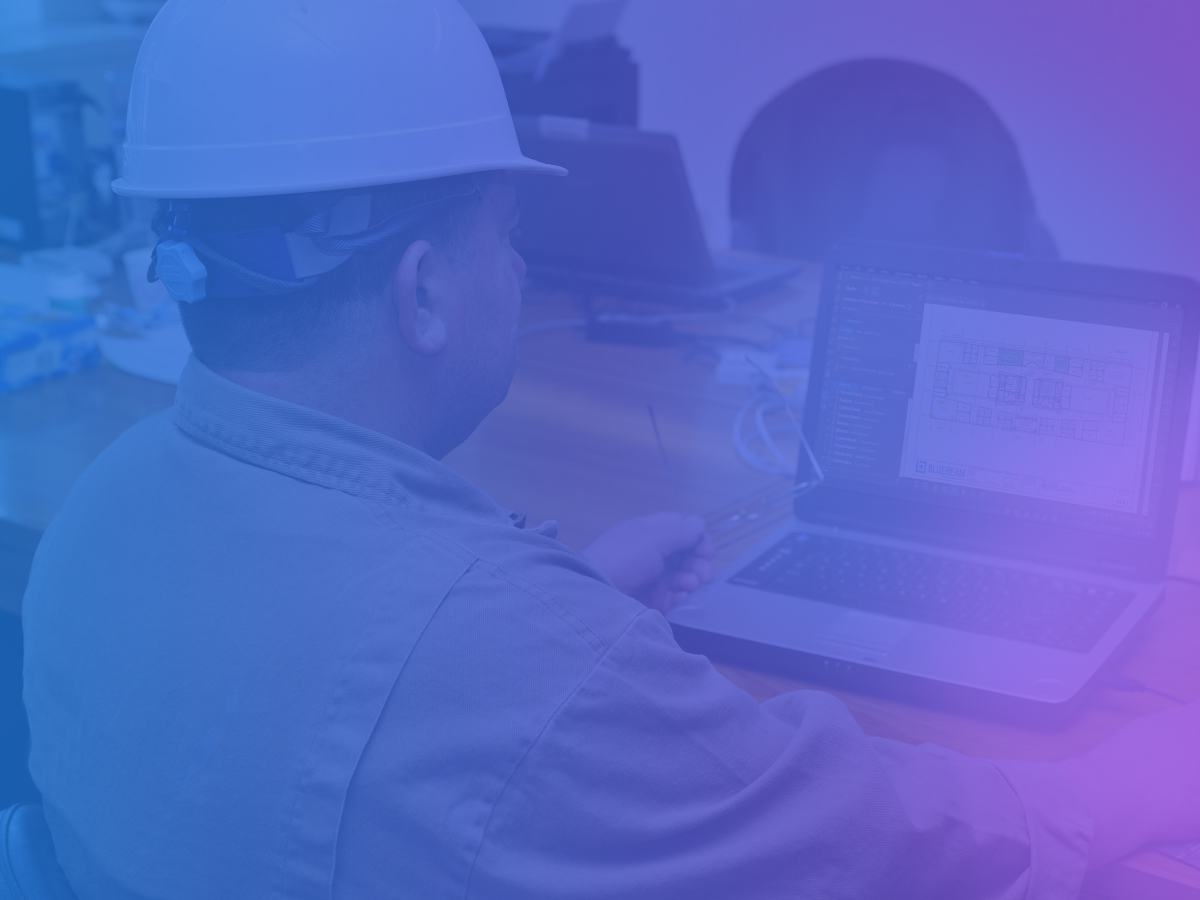 Construction worker on laptop